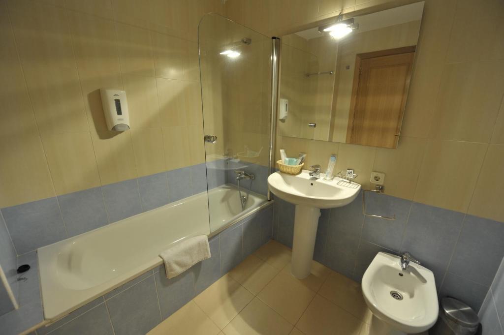 Apartamentos Turisticos Veladiez لا لاستريلا المظهر الخارجي الصورة